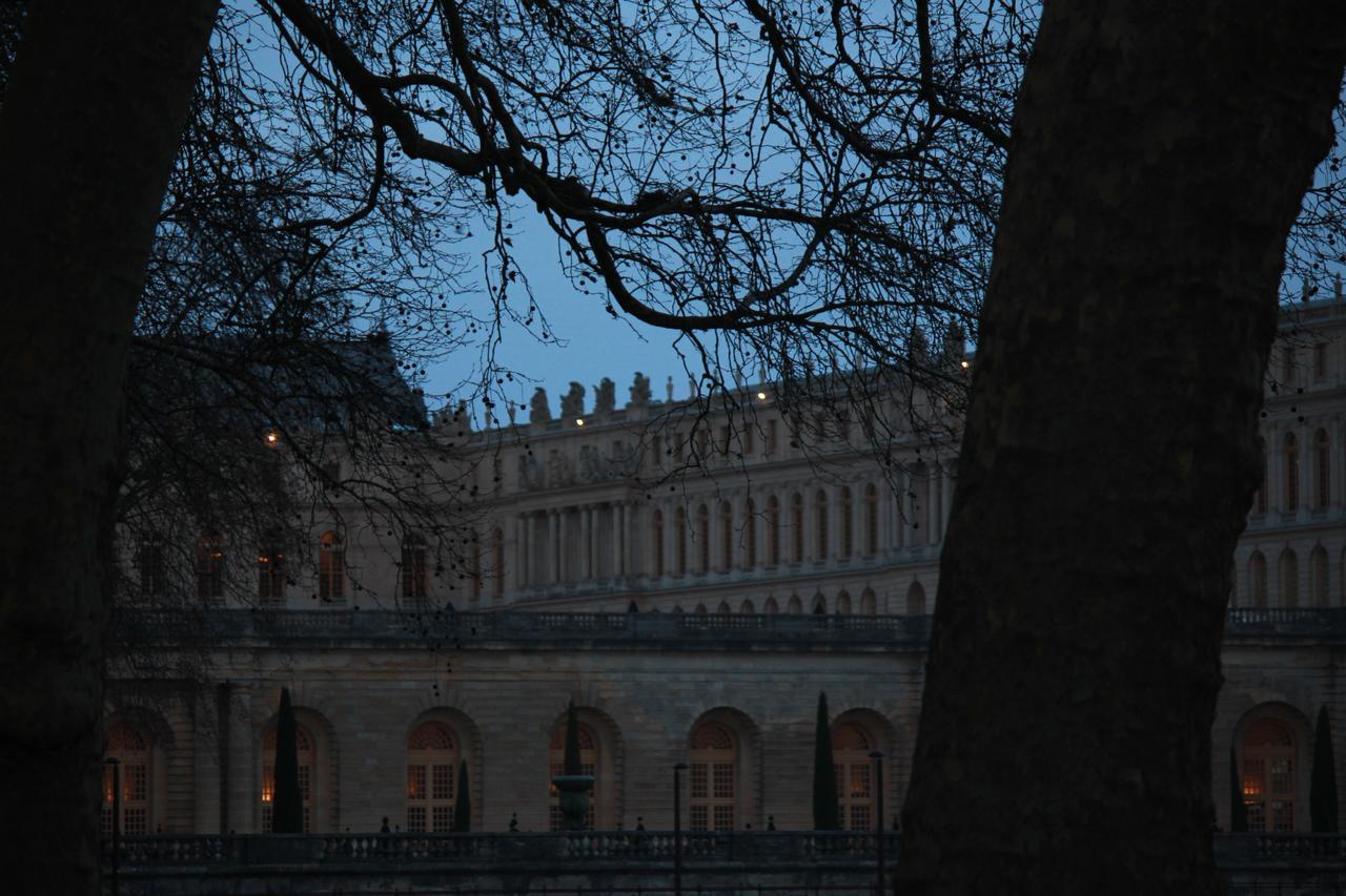 Bed In Versailles - Villa De La Piece D'Eau Des Suisses Εξωτερικό φωτογραφία