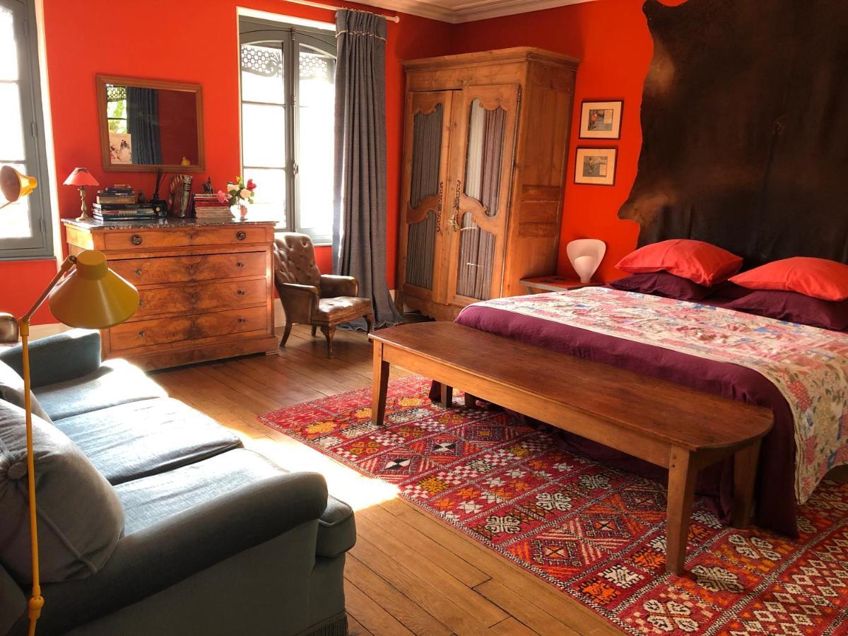 Bed In Versailles - Villa De La Piece D'Eau Des Suisses Εξωτερικό φωτογραφία