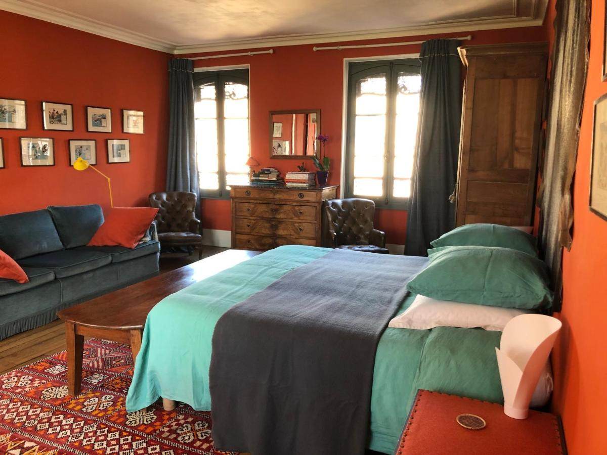Bed In Versailles - Villa De La Piece D'Eau Des Suisses Εξωτερικό φωτογραφία